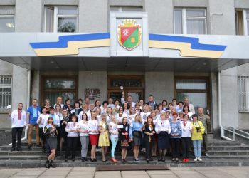 Здолбунівська міська рада у вишиванках