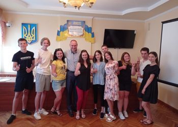 Молодіжна рада при Здолбунівській міській раді розпочала свою діяльність з Установчих зборів