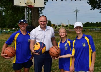 Обласні спортивні змагання “Мама, тато, я – спортивна сім’я” пройшли у Здолбунівській громаді
