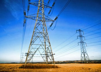 Проведення планових робіт на повітряних лініях електропередач в Новосілках.