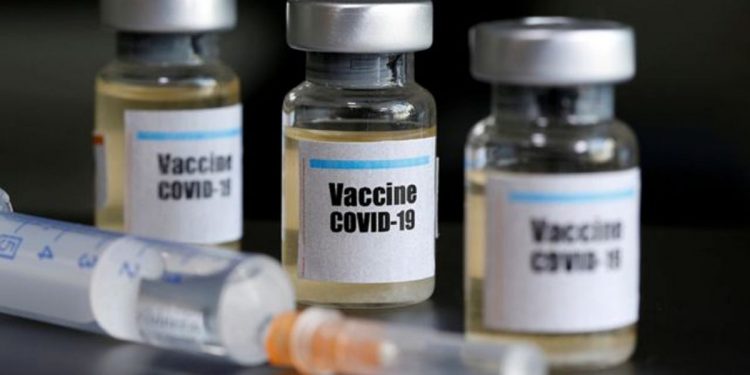 Вакцинація від COVID-19 може бути протипоказана лише у виключних випадках: роз’яснення МОЗ України