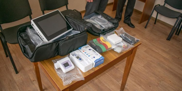 Сімейні лікарі Здолбунівської, Здовбицької та Мізоцької громад отримали медичне обладнання