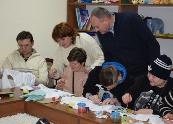 У громаді втілюють проєкт для соціалізації молоді з інвалідністю