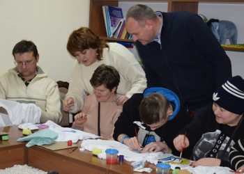 Під «Жовтою парасолею»: у громаді створили простір для соціалізації підлітків з інвалідністю