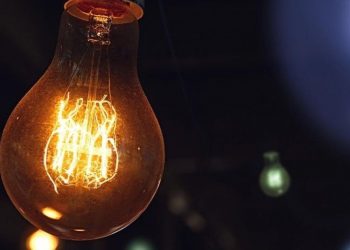 Використовувати електроенергію потрібно економно: пропозиції Міненерго
