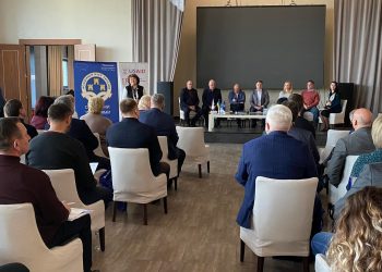 Розвиток громад Рівненщини під час війни та після перемоги обговорили експерти спільно з членами Асоціації міст України