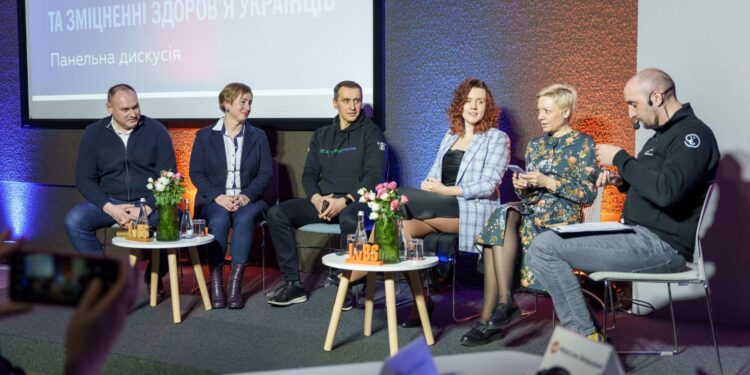 Міський голова взяв участь у панельній дискусії про роль громад у зміцненні здоров’я українців