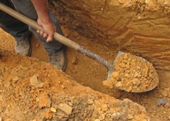 Плануєте земляні роботи біля свого будинку, організації чи підприємства?