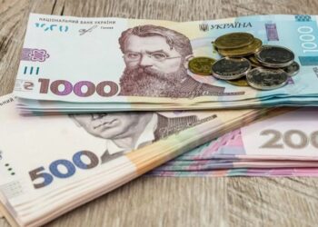 Допомога на проживання для ВПО: хто має звернутися із заявою про продовження виплат
