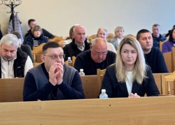 На засіданні виконкому погодили завершення опалювального сезону у закладах освіти громади