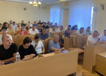 94 сесія міської ради: бюджетні рішення, безкоштовне харчування учнів, підтримка військових
